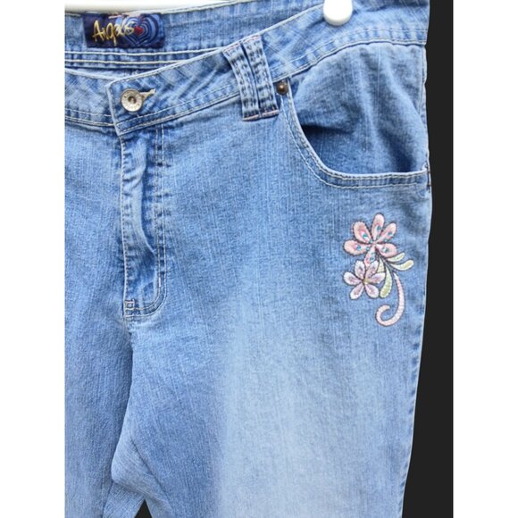 Vintage Angels Womens Denim Cropped Jeans Embroidery Butterfly Floral Size 20 - Picture 4 of 16